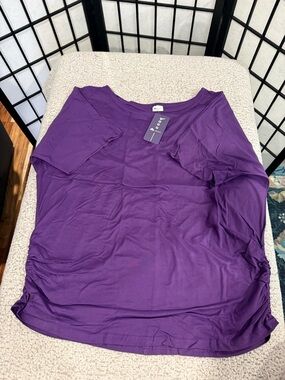 Ruched Scoop Neck Long Sleeve Top in Purple